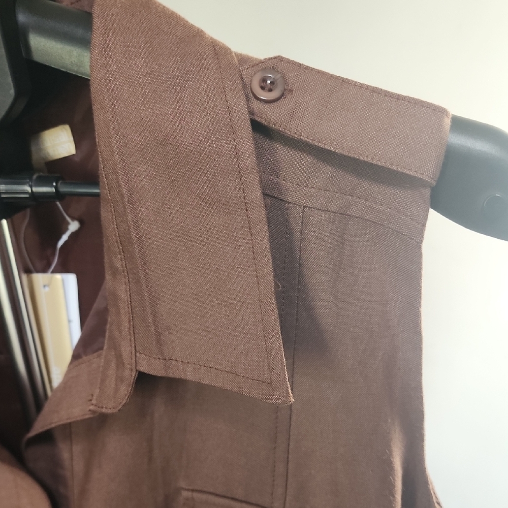 Sleeveless Tie-Waist Midi Shirtdress in Taupe - Picture 9 of 13